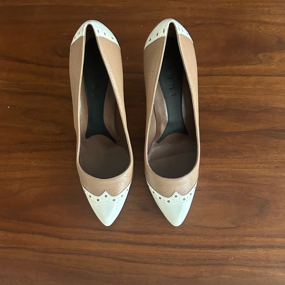 Marni Cream and Tan Heels Timeless Elegance
